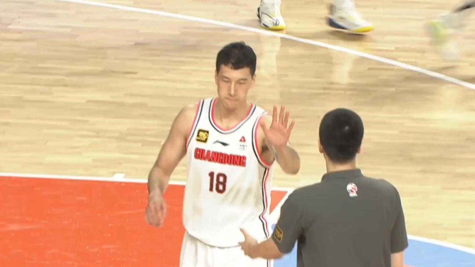 换方面也必, 任盈