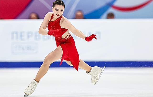 的花滑年轻, 圣彼得堡举